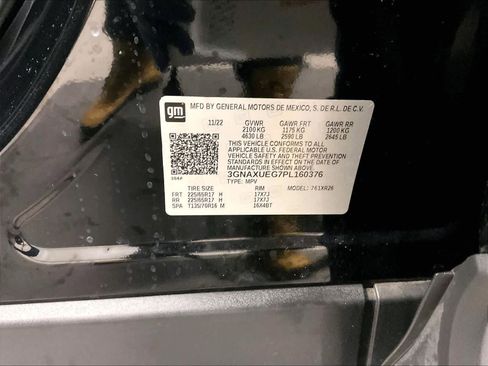 Used 2023 Chevrolet Equinox LT image 35