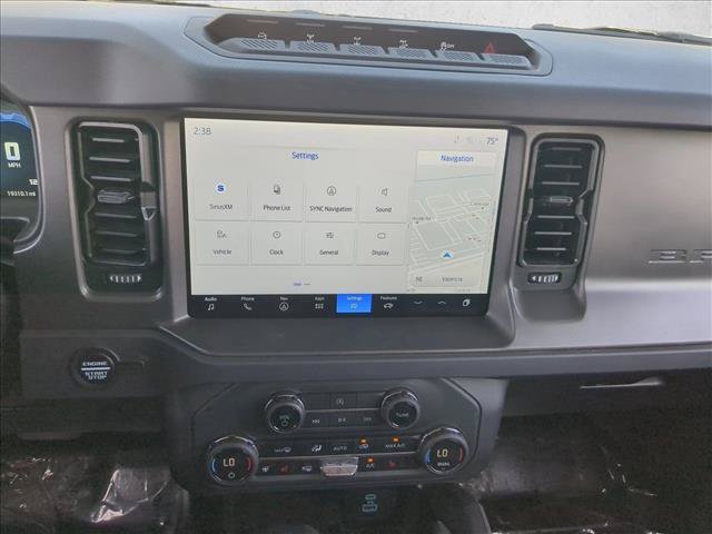 Used 2025 Ford Bronco Badlands AWD/4WD image 15
