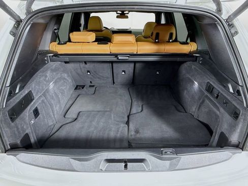 Used 2024 BMW X5 xDrive40i w/ M Sport Package image 27