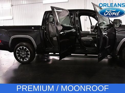 Used 2026 Toyota Tundra Limited AWD/4WD image 32