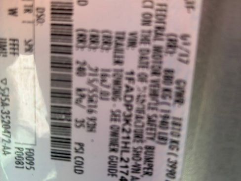 Used 2017 Ford Focus SE image 18