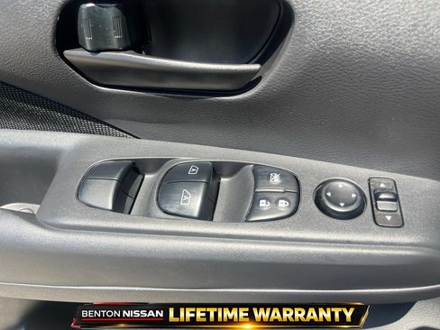 Certified 2025 Nissan Kicks Play S FWD image 12