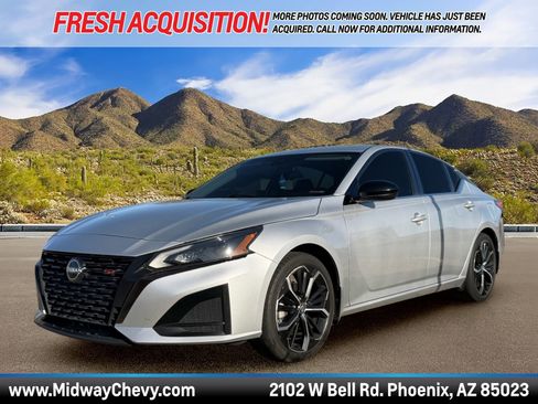 Used 2023 Nissan Altima 2.5 SR FWD image 1