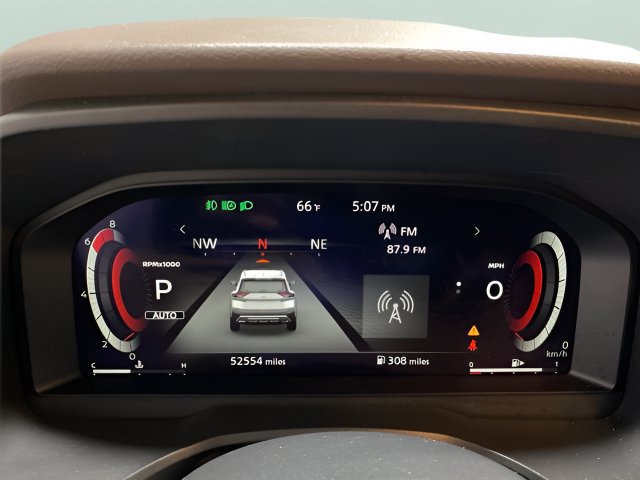 Used 2021 Nissan Rogue Platinum AWD/4WD image 16