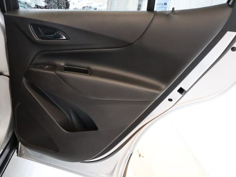 Used 2018 Chevrolet Equinox LT w/ LPO, Cargo Package FWD image 29