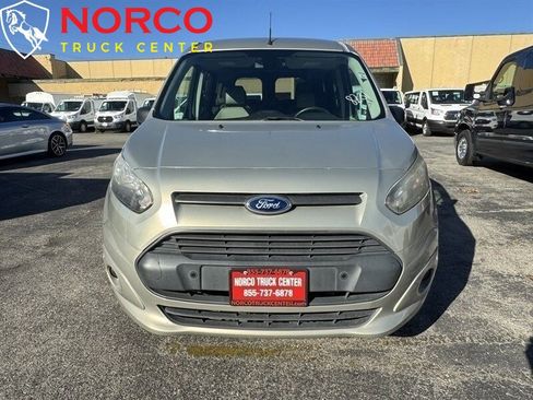 Used 2015 Ford Transit Connect XLT image 2