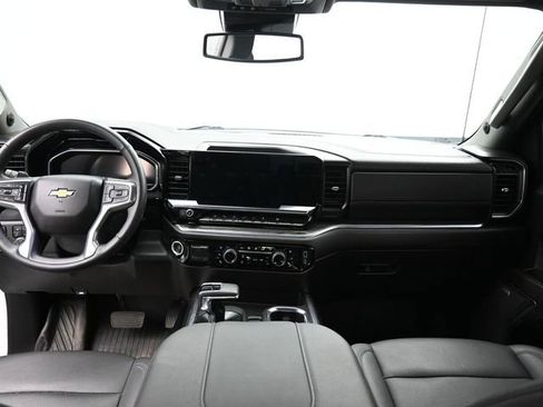Used 2025 Chevrolet Silverado 1500 LTZ AWD/4WD image 22
