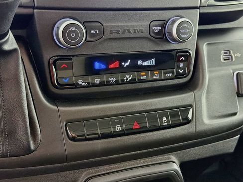 Used 2024 RAM ProMaster 2500 w/ Convenience Group FWD image 21