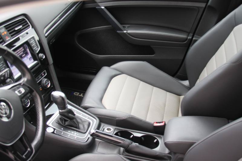 Used 2015 Volkswagen Golf TDI SEL FWD image 35