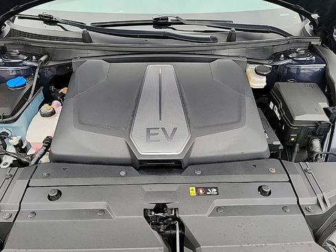 Used 2022 Kia EV6 Wind image 44