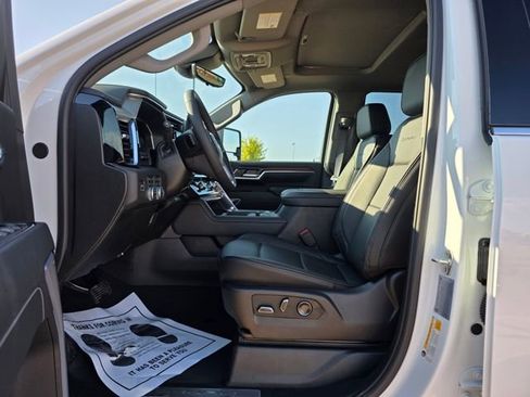 New 2026 GMC Sierra 3500 Denali w/ Denali Reserve Package image 7