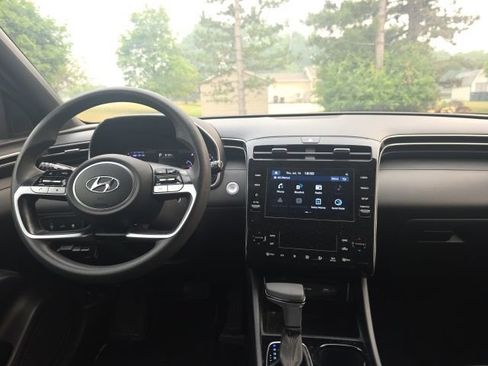 Used 2024 Hyundai Santa Cruz SEL AWD/4WD image 17