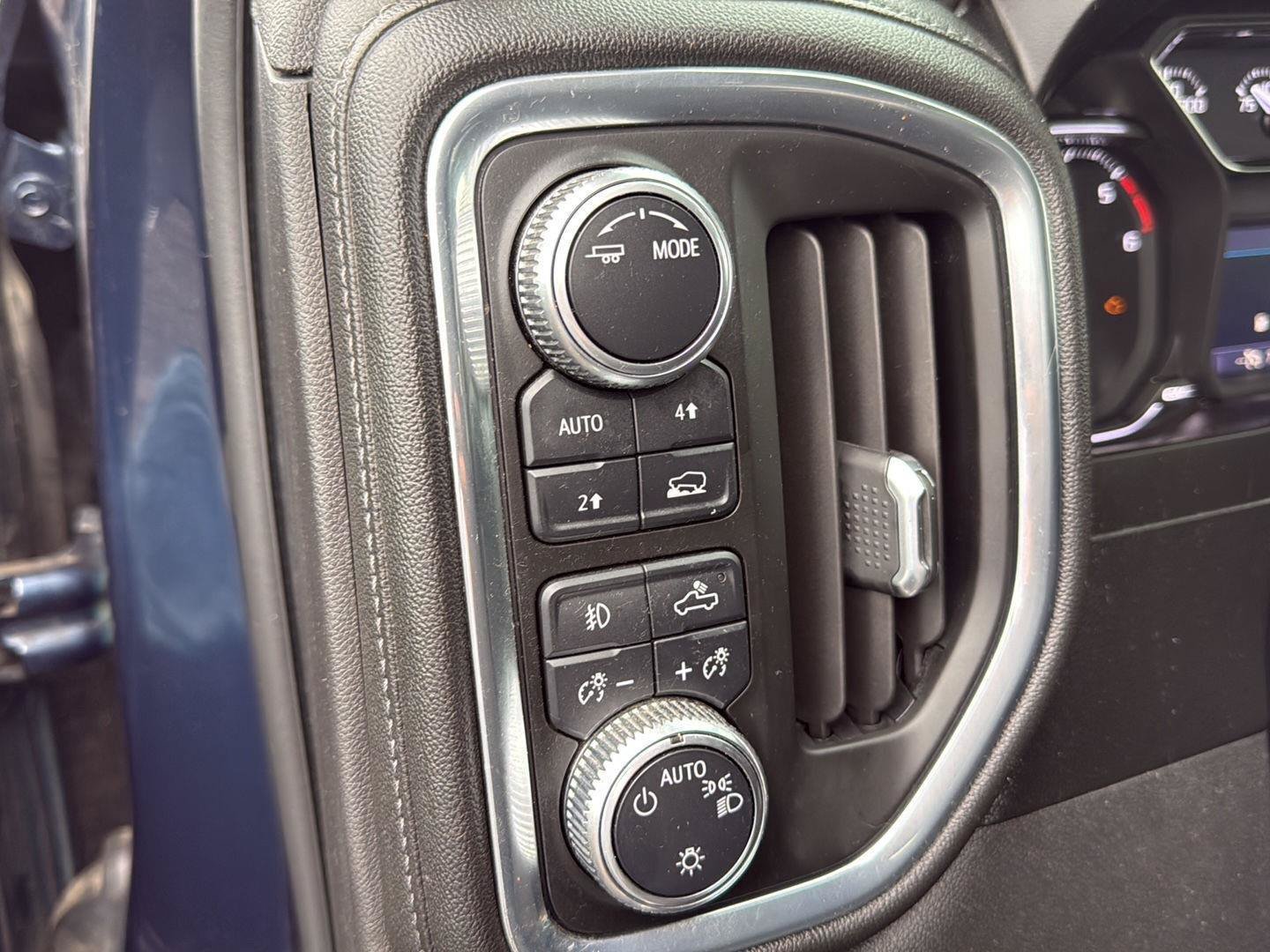 Used 2021 GMC Sierra 1500 Elevation AWD/4WD image 14