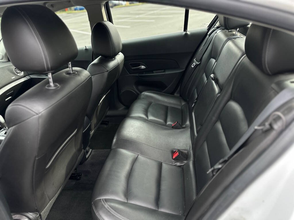 Used 2013 Chevrolet Cruze LT FWD image 14