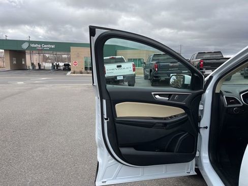 Used 2021 Ford Edge SEL w/ Cargo Accessory Package image 24