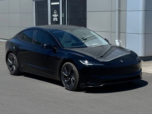 Used 2024 Tesla Model 3 Performance AWD/4WD image 1