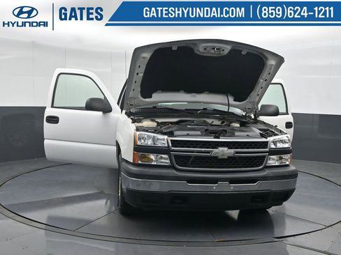 Used 2007 Chevrolet Silverado 1500 W/T image 43