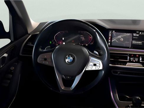 Used 2021 BMW X7 xDrive40i AWD/4WD image 22