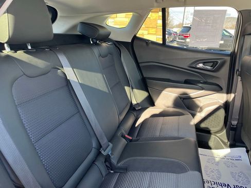 Used 2025 Chevrolet Trax LT image 29