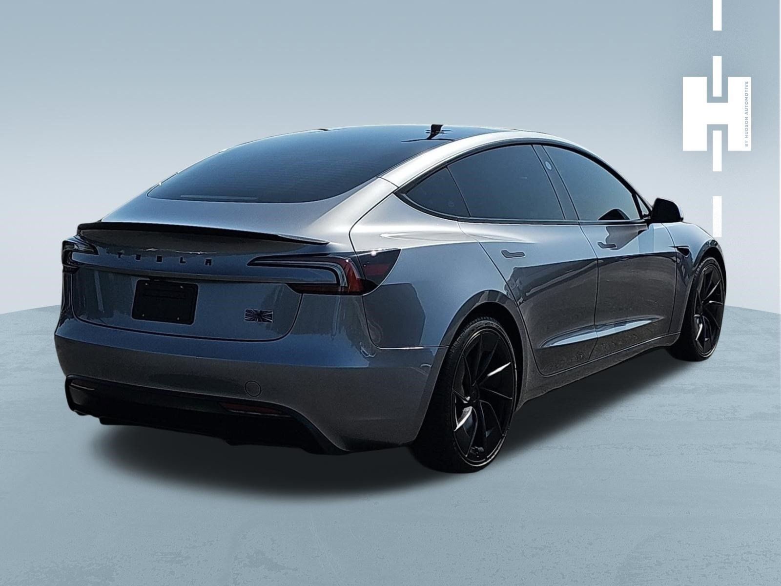 Used 2025 Tesla Model 3 Performance AWD/4WD image 4