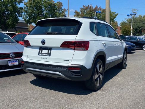 Used 2024 Volkswagen Taos S image 3