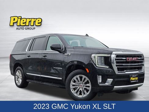 Used 2023 GMC Yukon XL SLT AWD/4WD image 1