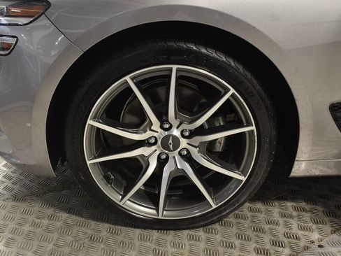 Used 2023 Genesis G70 2.0T image 34