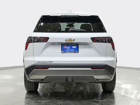 Used 2025 Chevrolet Equinox LT w/ Safety and Technology Package AWD/4WD image 5