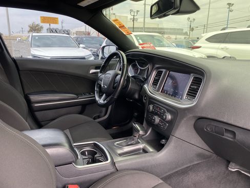 Used 2020 Dodge Charger Scat Pack RWD image 24