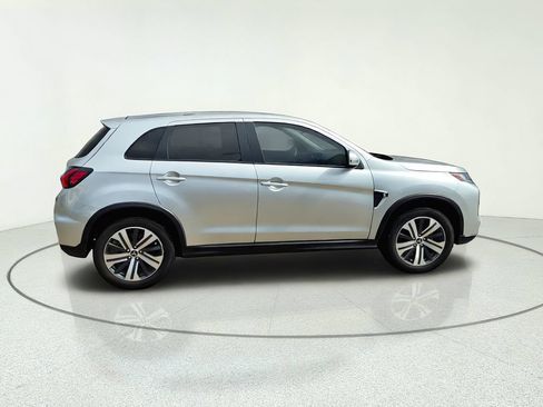 Used 2022 Mitsubishi Outlander Sport SE FWD image 7