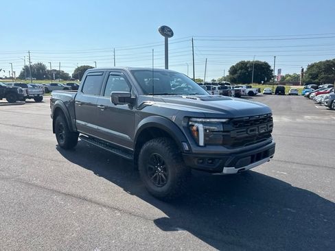 Used 2026 Ford F150 Raptor AWD/4WD image 18