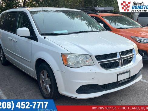 Used 2012 Dodge Grand Caravan SXT FWD image 1