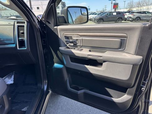 Used 2017 RAM 1500 Big Horn RWD image 19