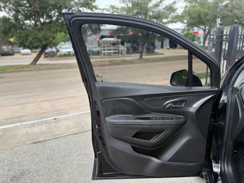 Used 2018 Buick Encore Preferred FWD image 7