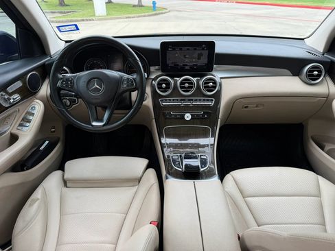 Used 2016 Mercedes-Benz GLC 300 image 12
