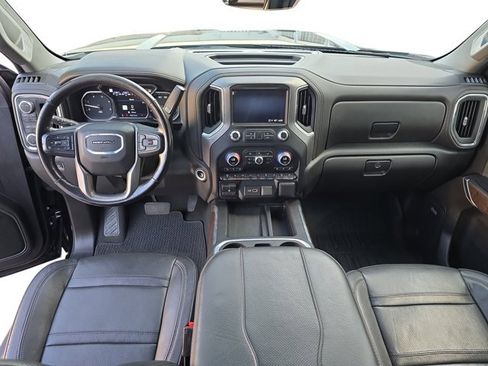 Used 2023 GMC Sierra 2500 Denali w/ Denali Ultimate Package image 9