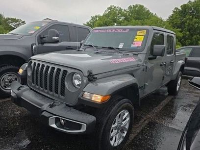Used 2023 Jeep Gladiator Sport