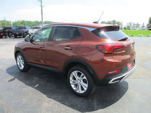 Certified 2020 Buick Encore GX Preferred w/ Cold Weather Comfort Package FWD image 8