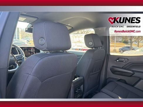 New 2026 GMC Canyon Elevation w/ Convenience Package image 37