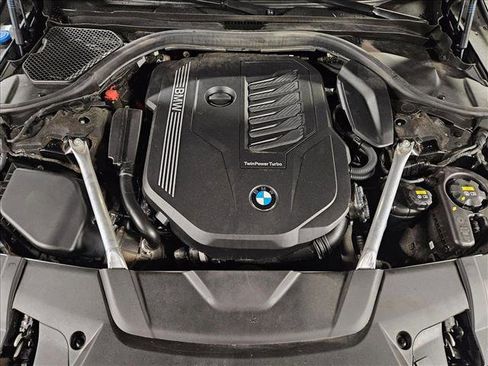 Used 2022 BMW 740i w/ M Sport Package image 22