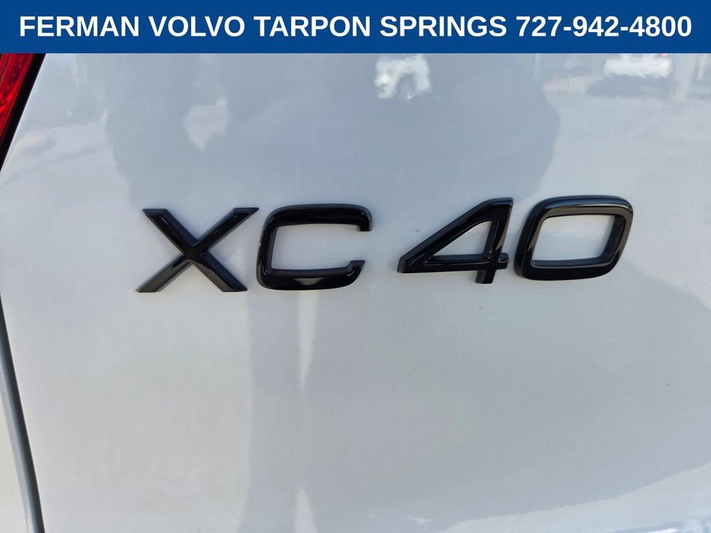New 2026 Volvo XC40 B5 Ultra w/ Protection Package Premier AWD/4WD image 17