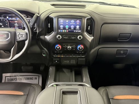 Used 2020 GMC Sierra 1500 AT4 w/ AT4 Premium Package AWD/4WD image 11
