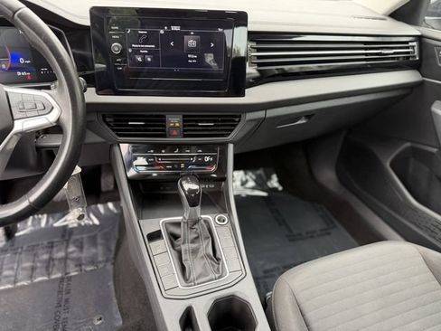 Used 2025 Volkswagen Jetta S FWD image 17