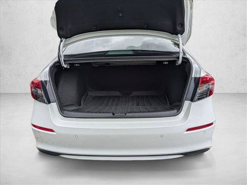 Used 2024 Honda Civic Touring image 6