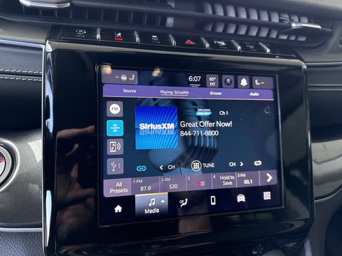 Used 2021 Jeep Grand Cherokee L Laredo w/ Luxury Tech Group I image 22