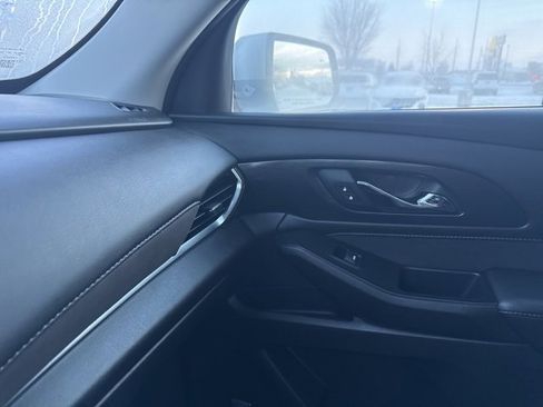 Used 2021 Chevrolet Traverse High Country w/ LPO, Floor Liner Package image 11