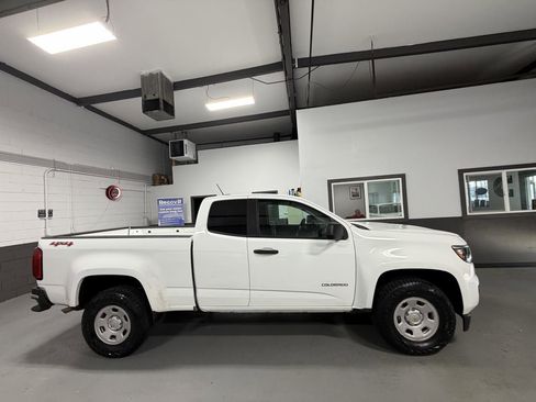 Used 2016 Chevrolet Colorado W/T w/ WT Convenience Package AWD/4WD image 4