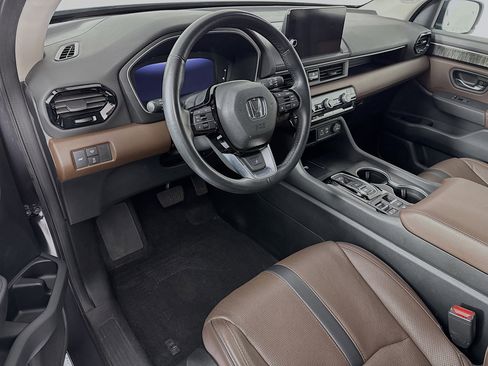 Certified 2023 Honda Pilot Elite image 9
