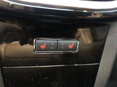 Certified 2022 Lincoln Nautilus Reserve w/ Equipment Group 201A image 9