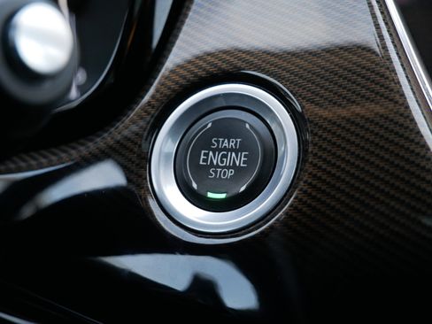 Used 2023 Cadillac XT6 Sport w/ Platinum Package image 26